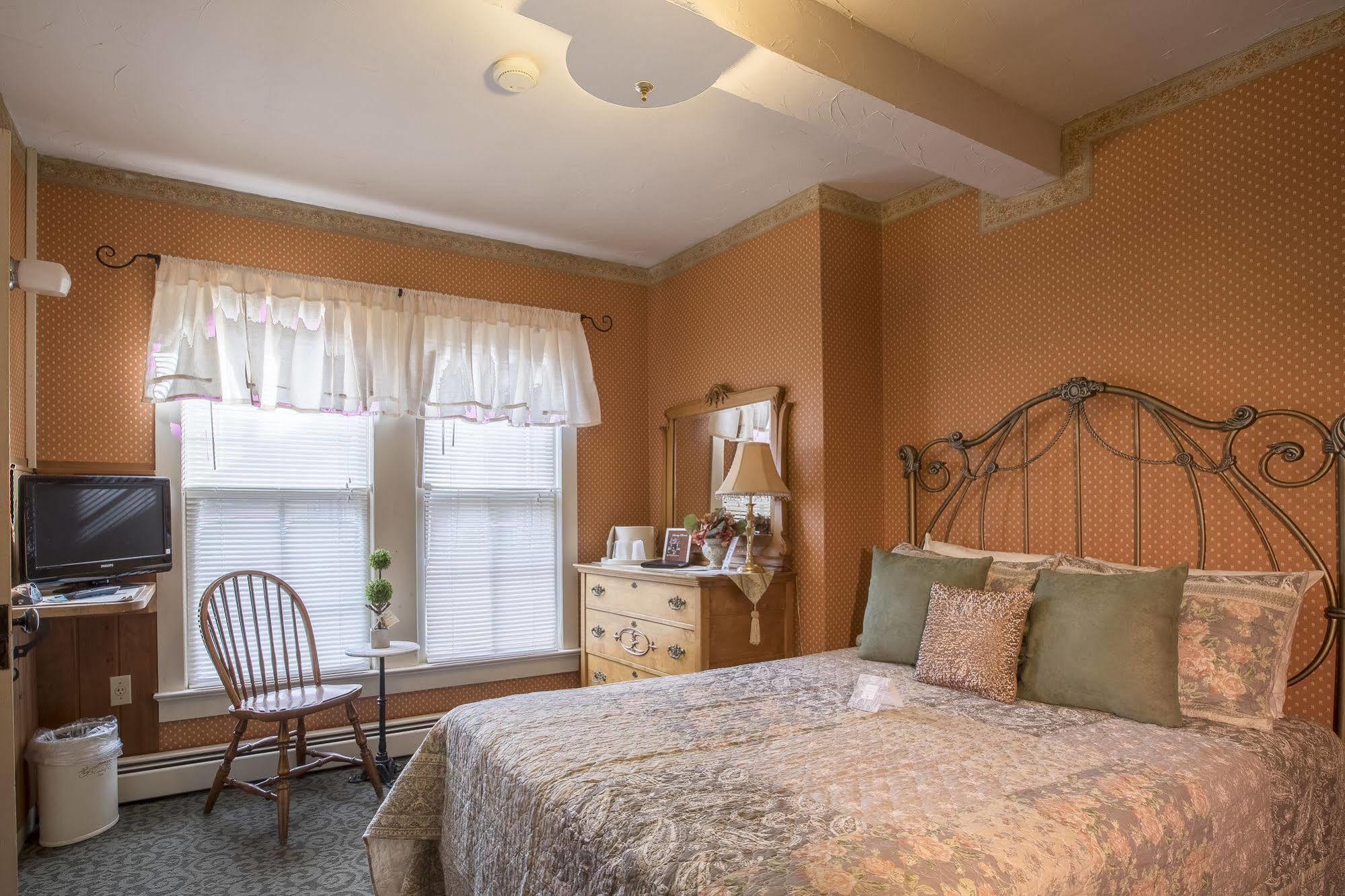 Stroudsmoor Country Inn Stroudsburg Εξωτερικό φωτογραφία